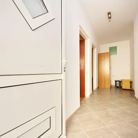 Sime Appartamento Vrsi